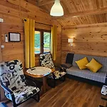 Homestay I Przy Lesniczowce Wiele