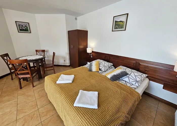 I Przy Lesniczowce Homestay szállás